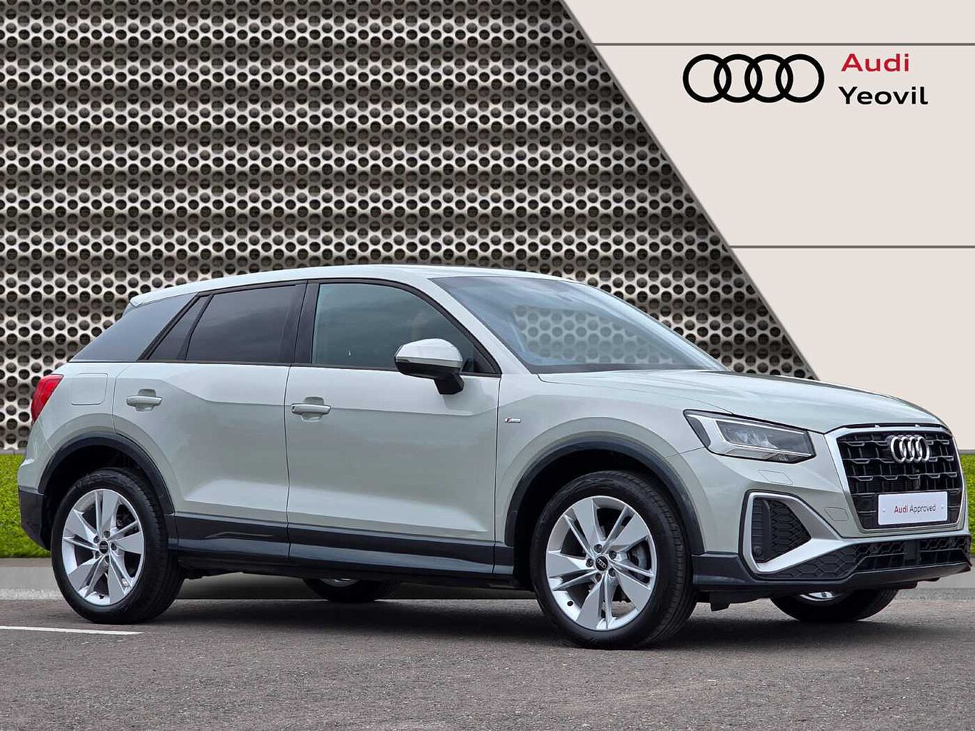 Audi Q2