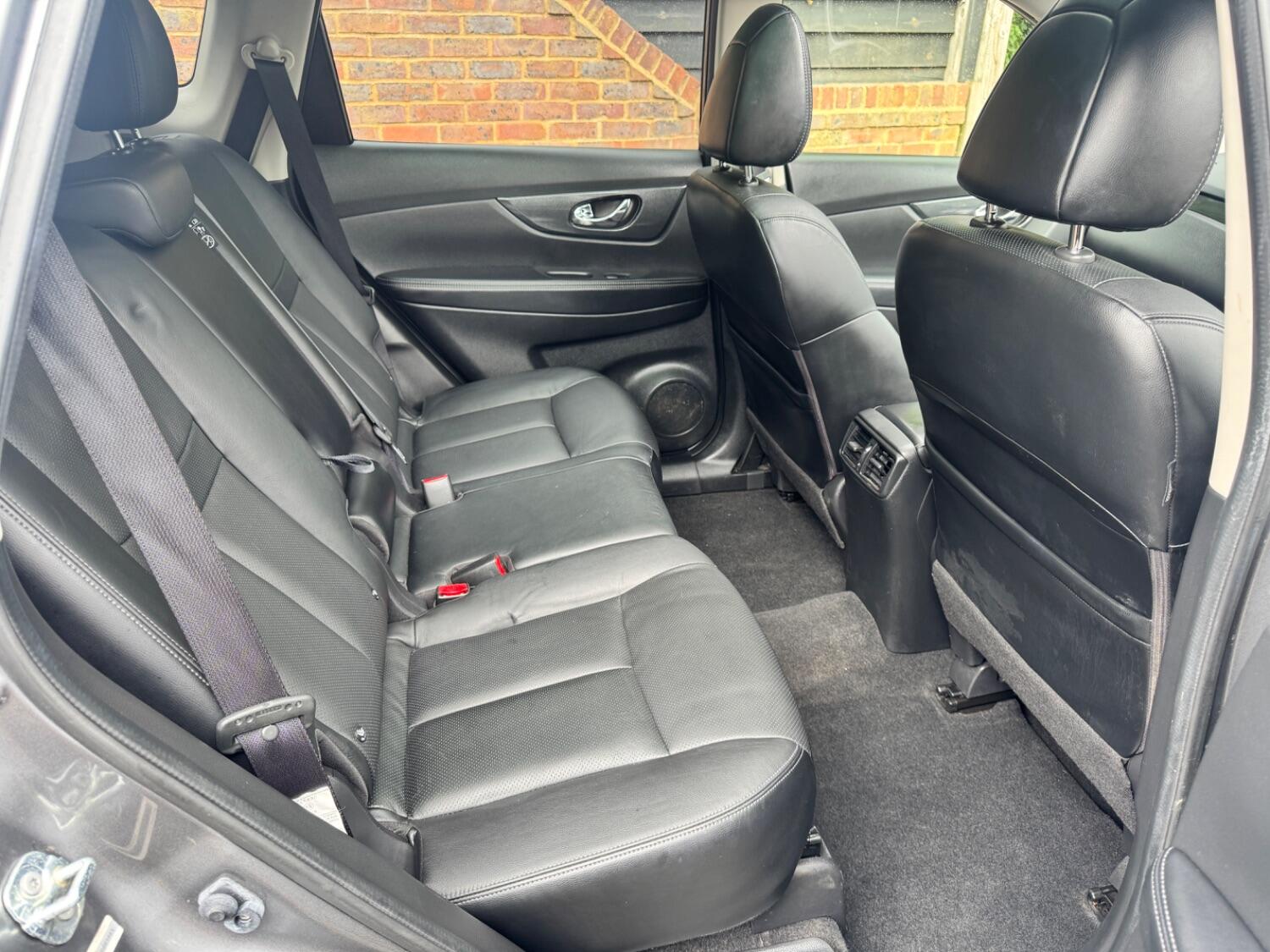 Nissan X Trail