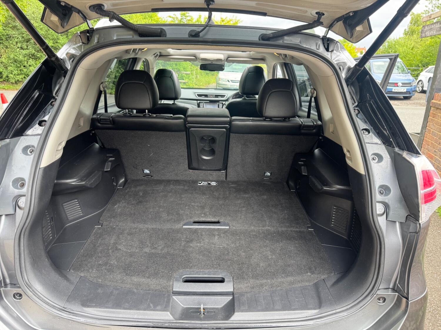 Nissan X Trail
