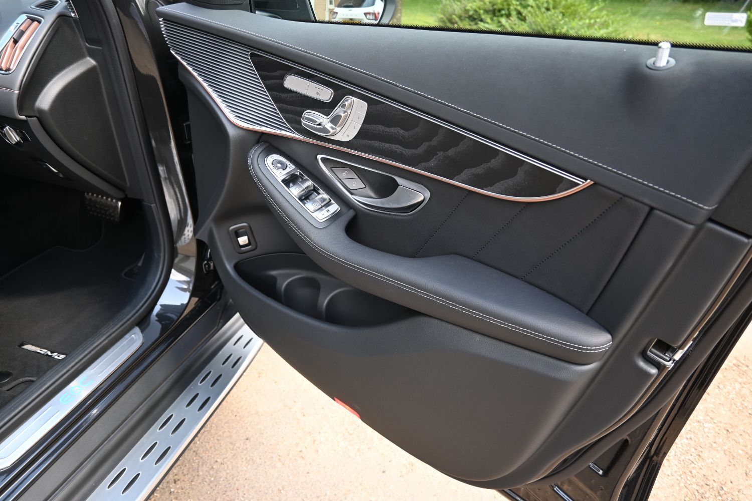 Mercedes Benz Eqc