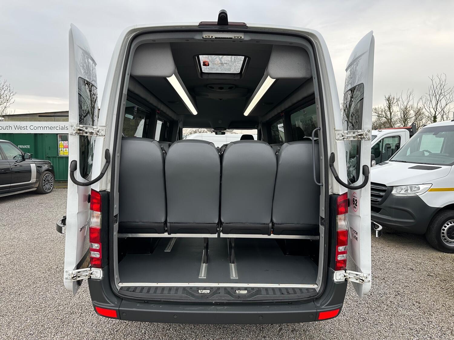 Mercedes Benz Sprinter