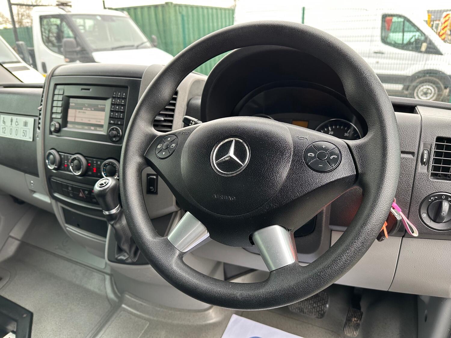 Mercedes Benz Sprinter