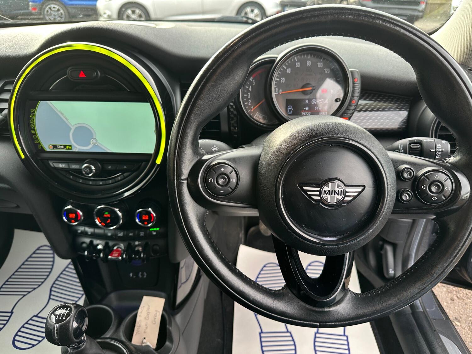 MINI Hatch