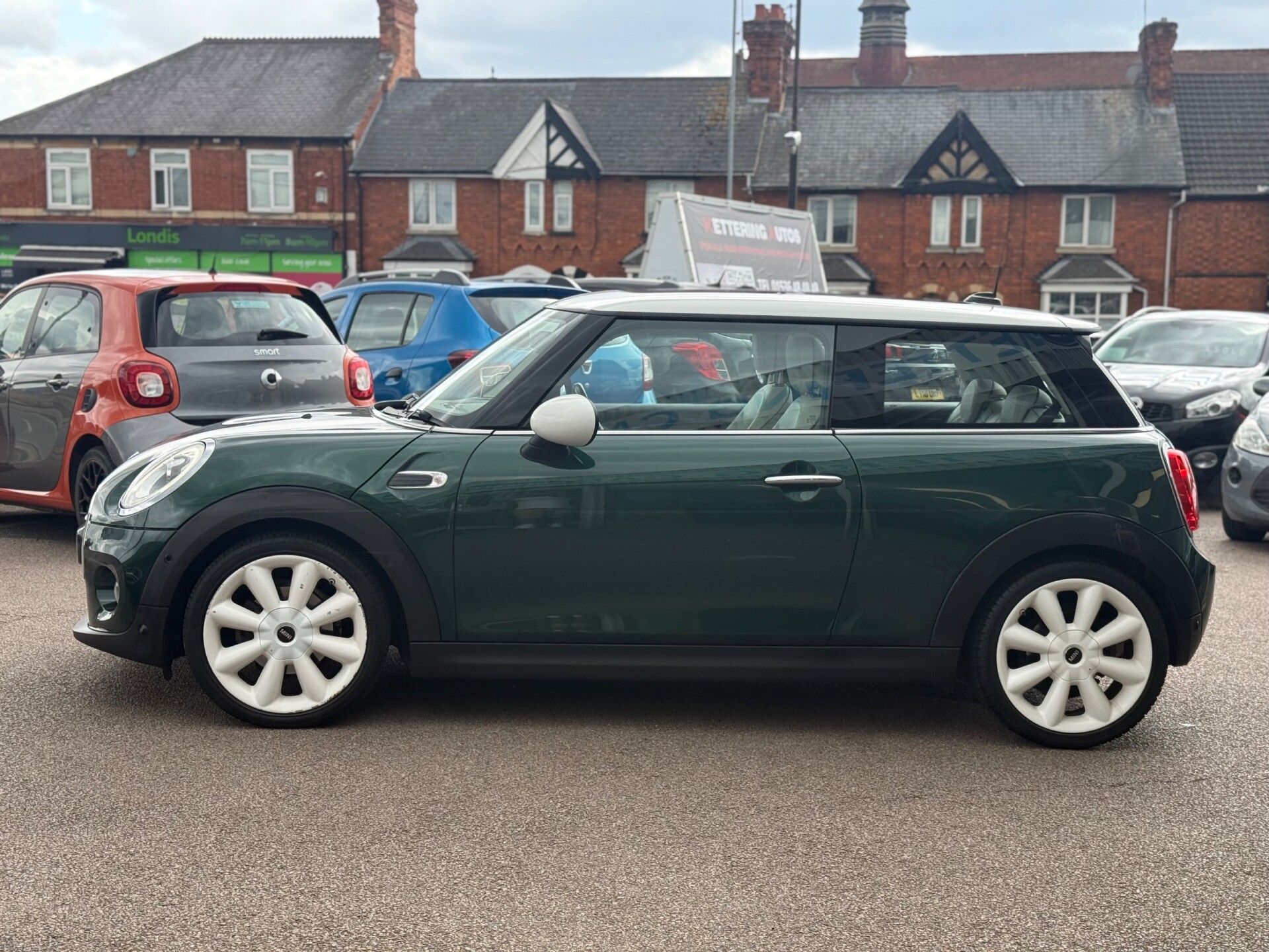 MINI Hatch