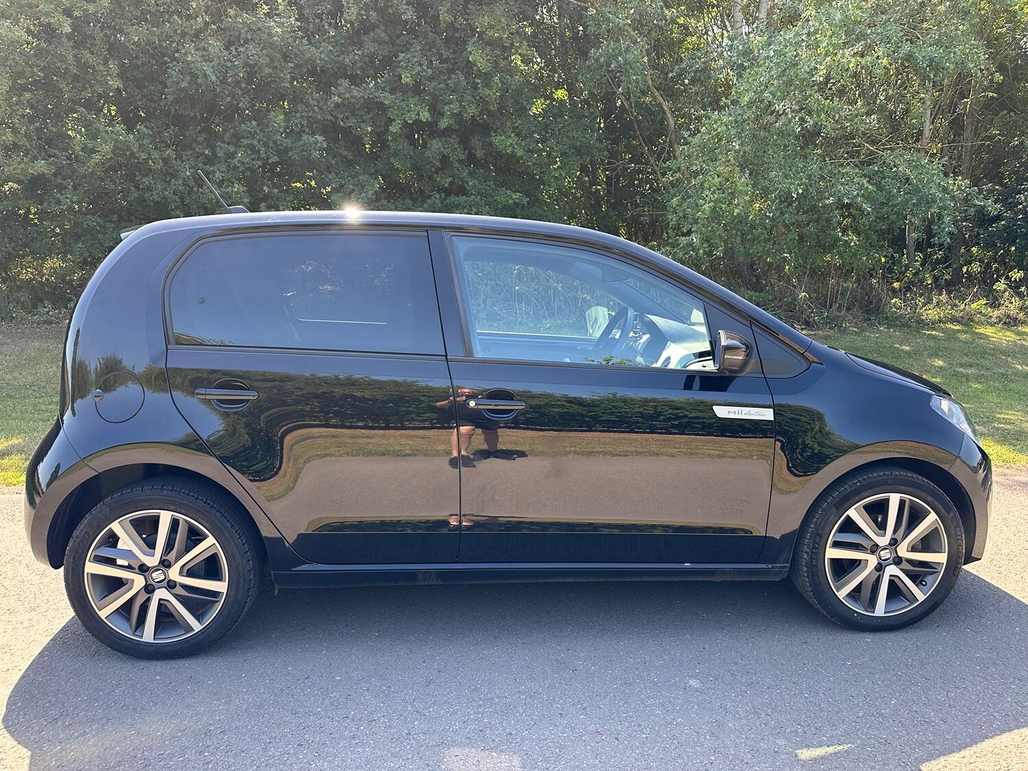 SEAT Mii