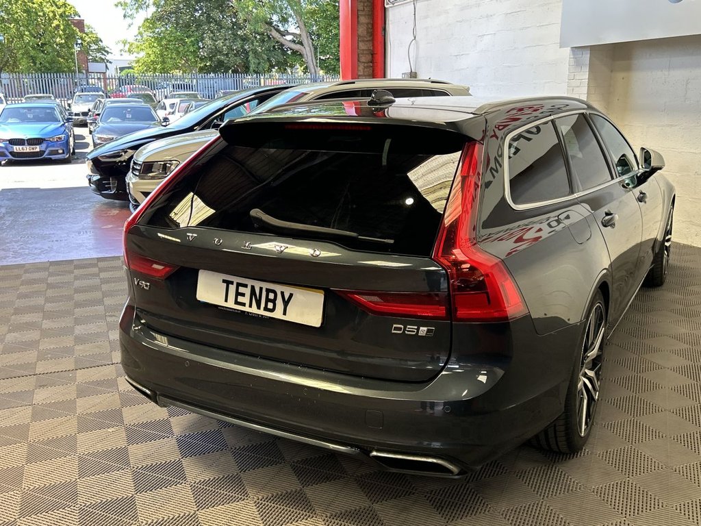 Volvo V90