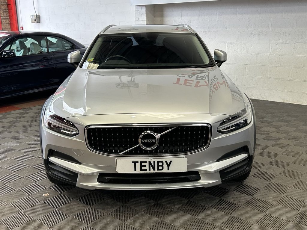 Volvo V90