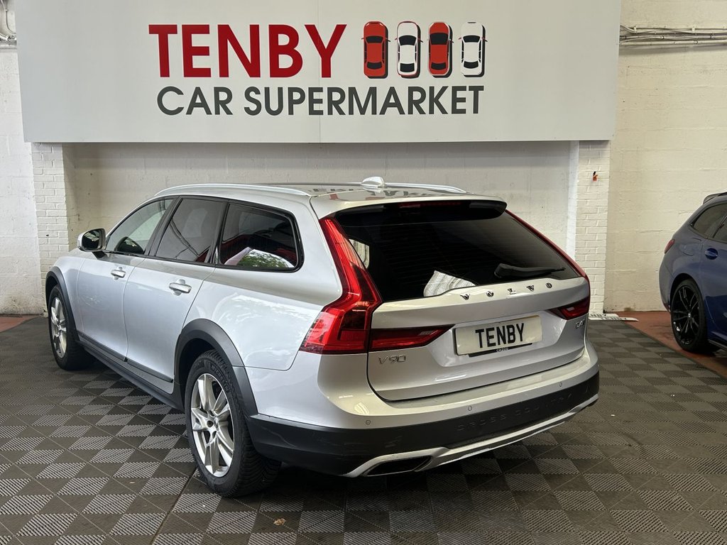 Volvo V90