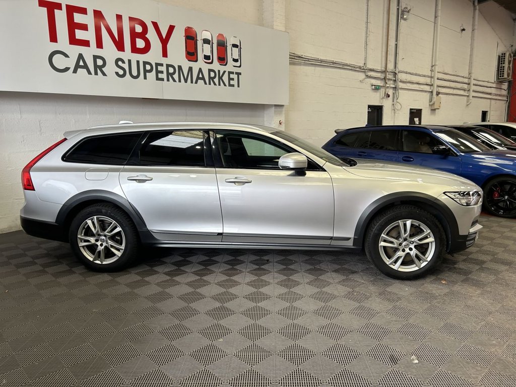 Volvo V90