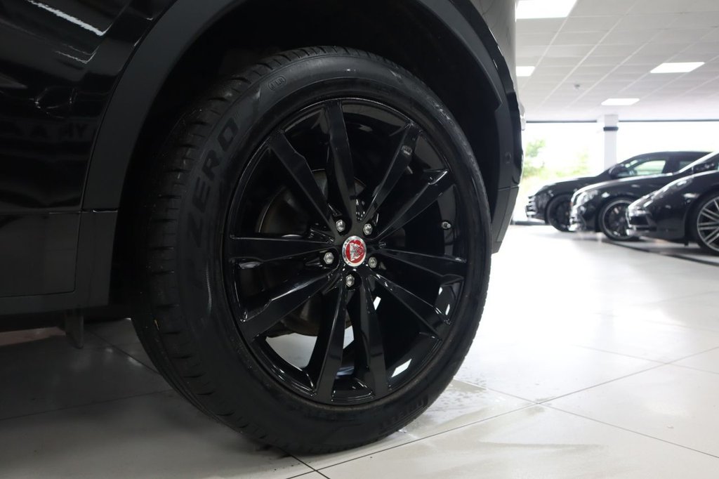 Jaguar E Pace