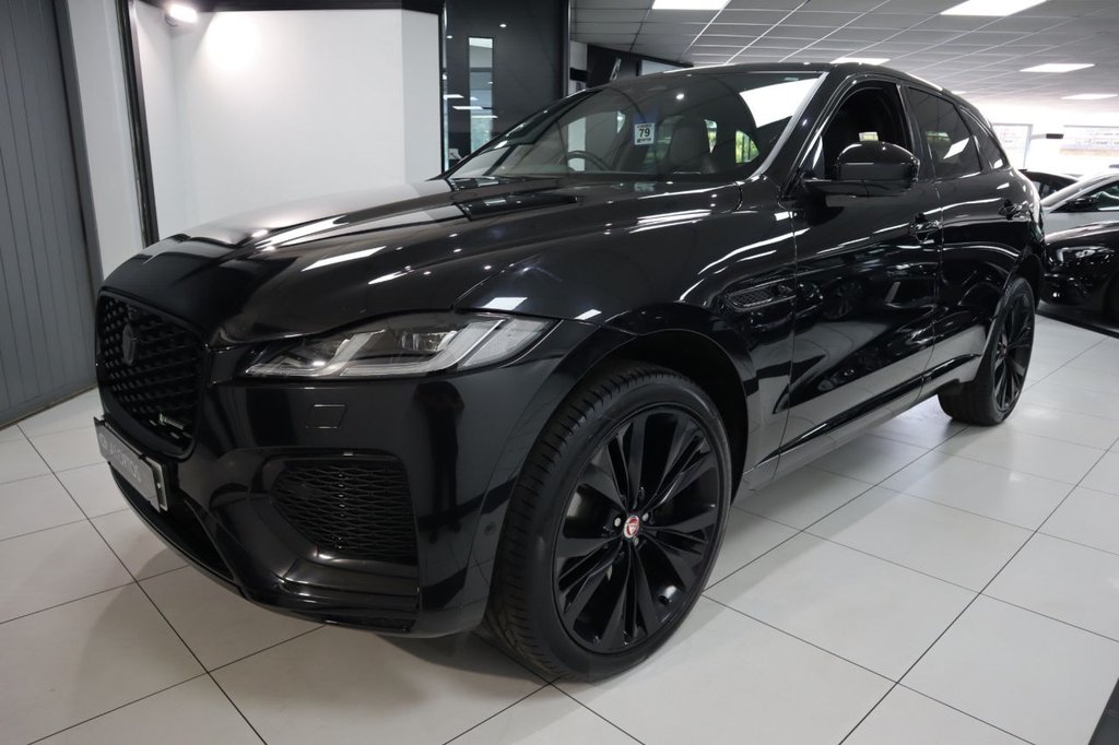 Jaguar F Pace