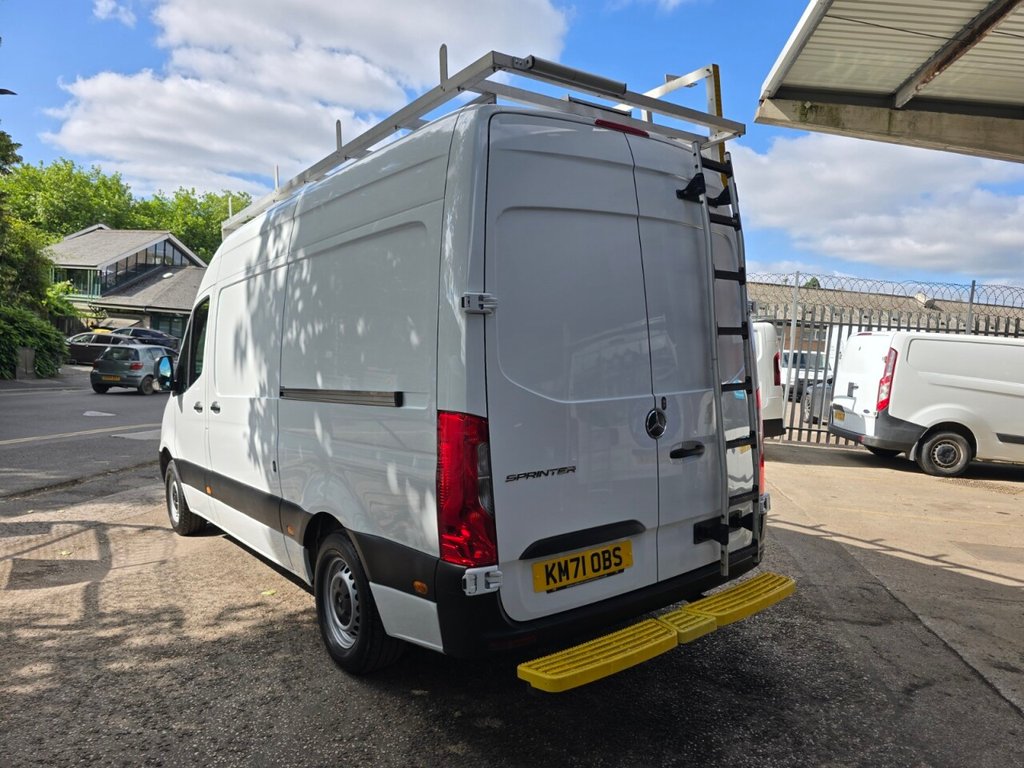 Mercedes Benz Sprinter