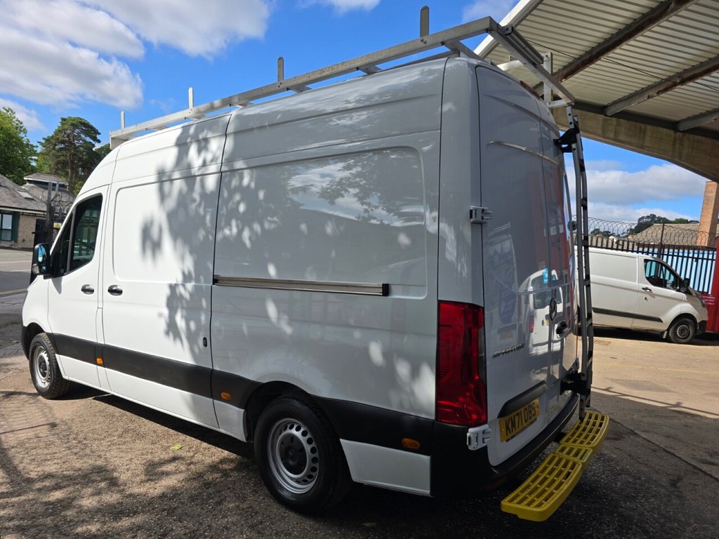 Mercedes Benz Sprinter