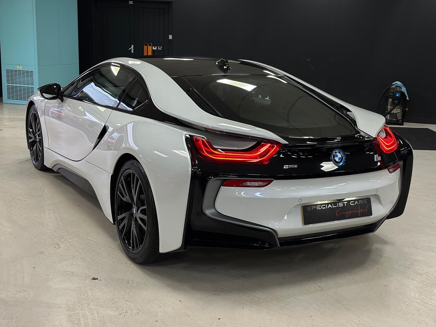 BMW i8