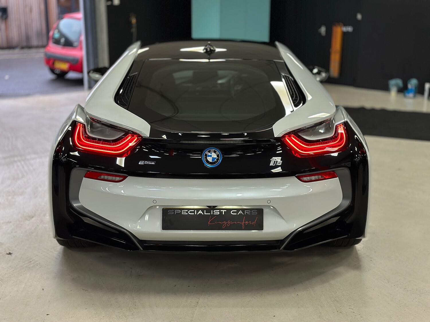 BMW i8