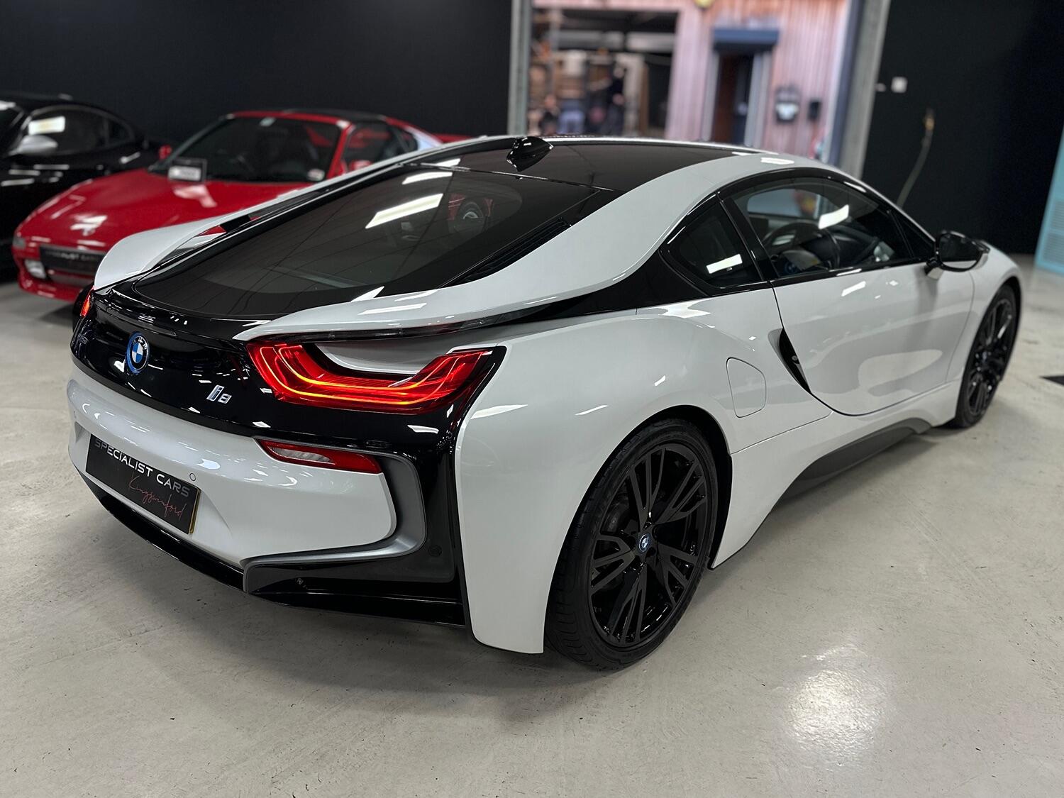 BMW i8