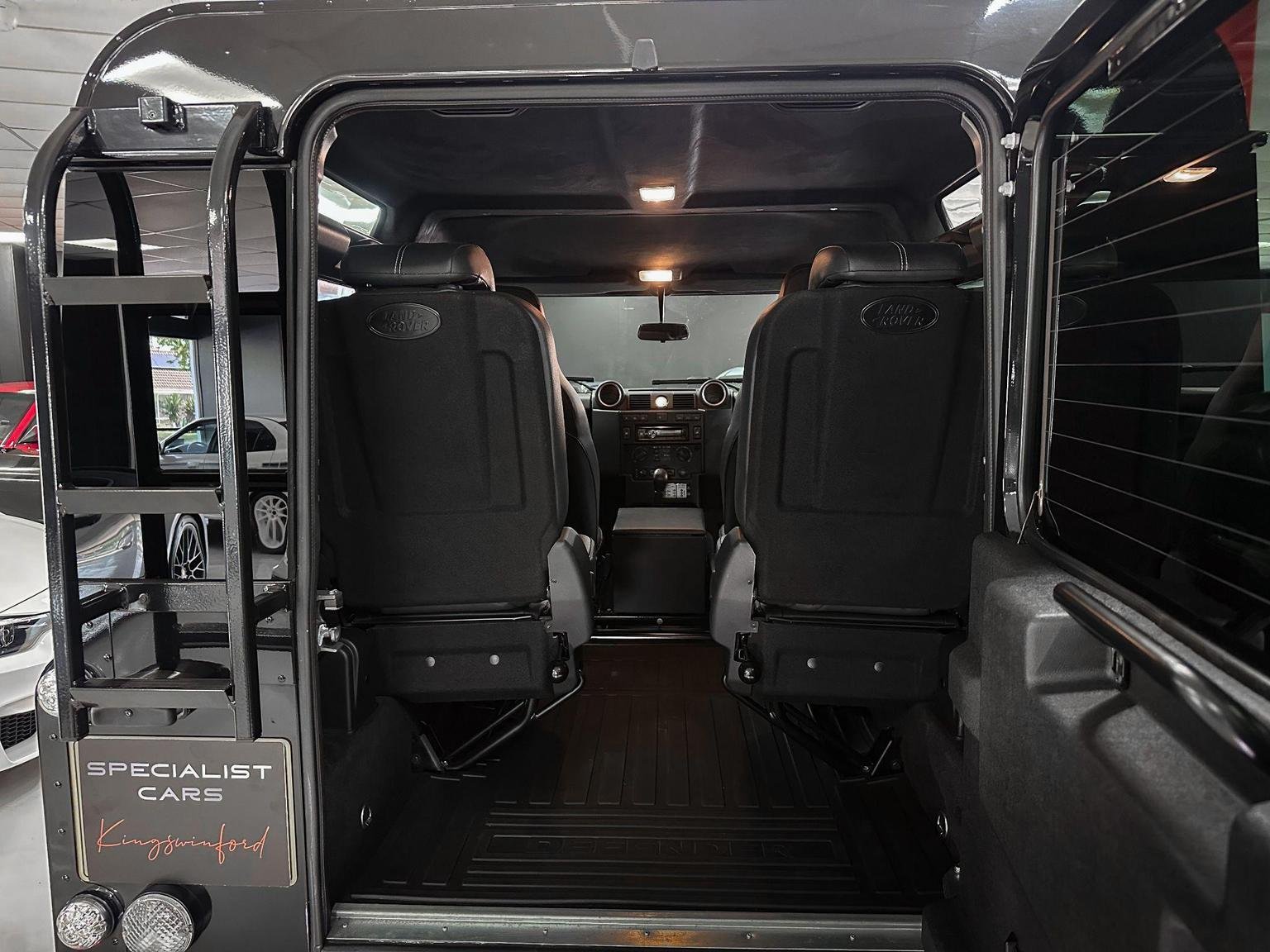 Land Rover 90