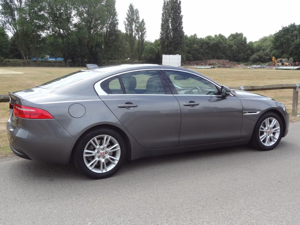 Jaguar XE