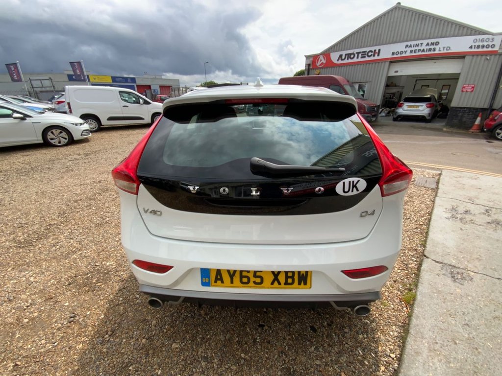 Volvo V40