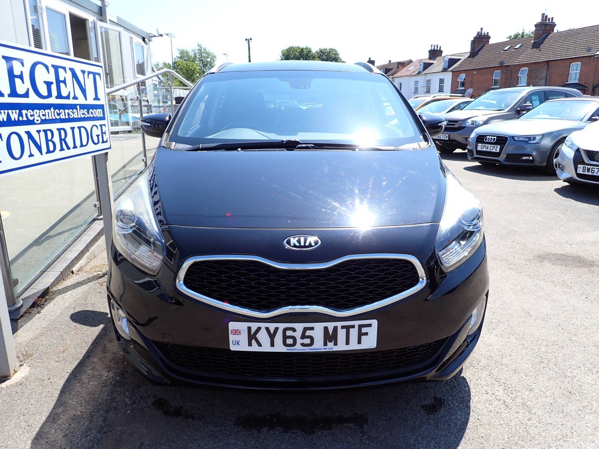 Kia Carens