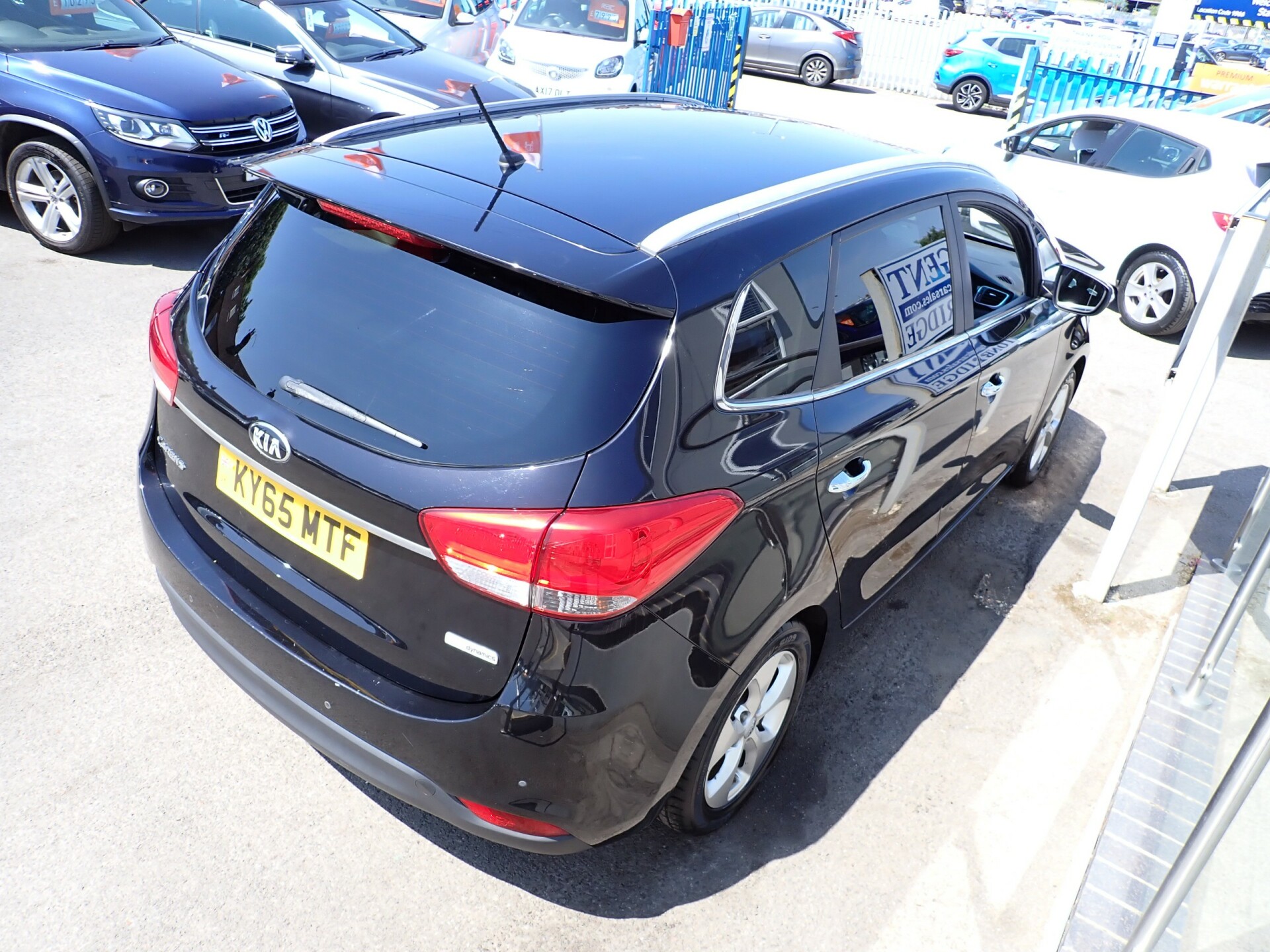Kia Carens