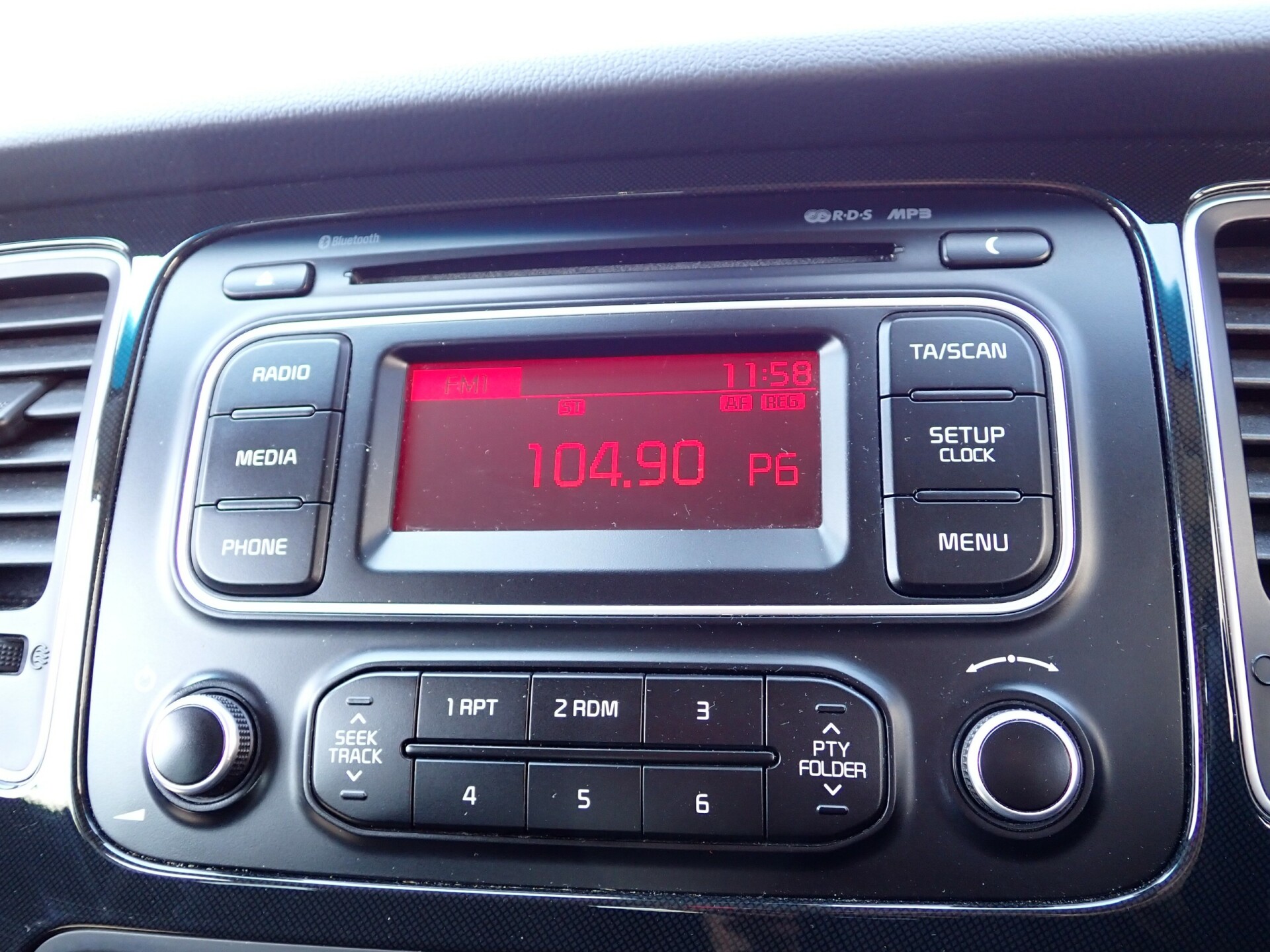 Kia Carens