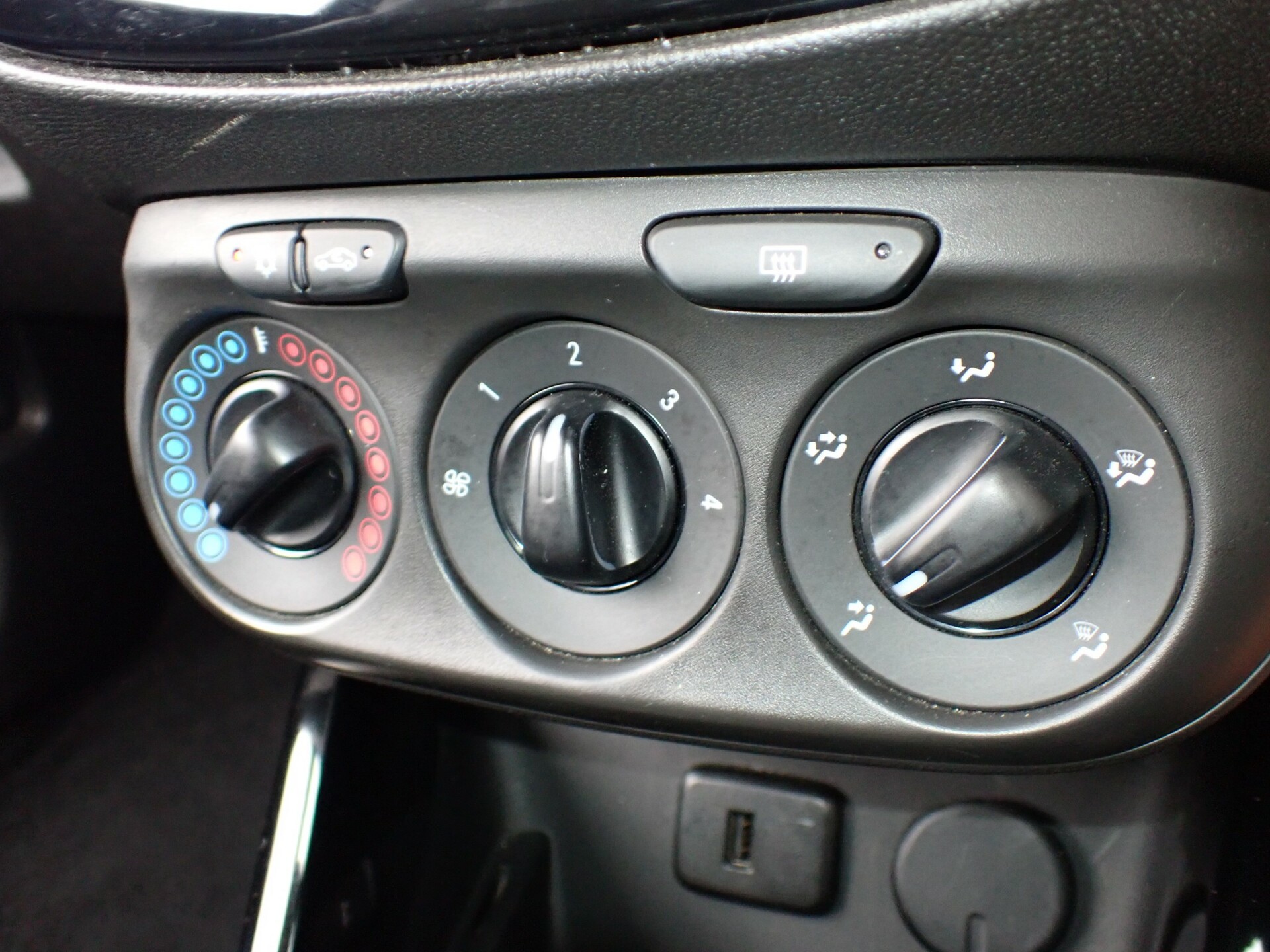 Vauxhall ADAM