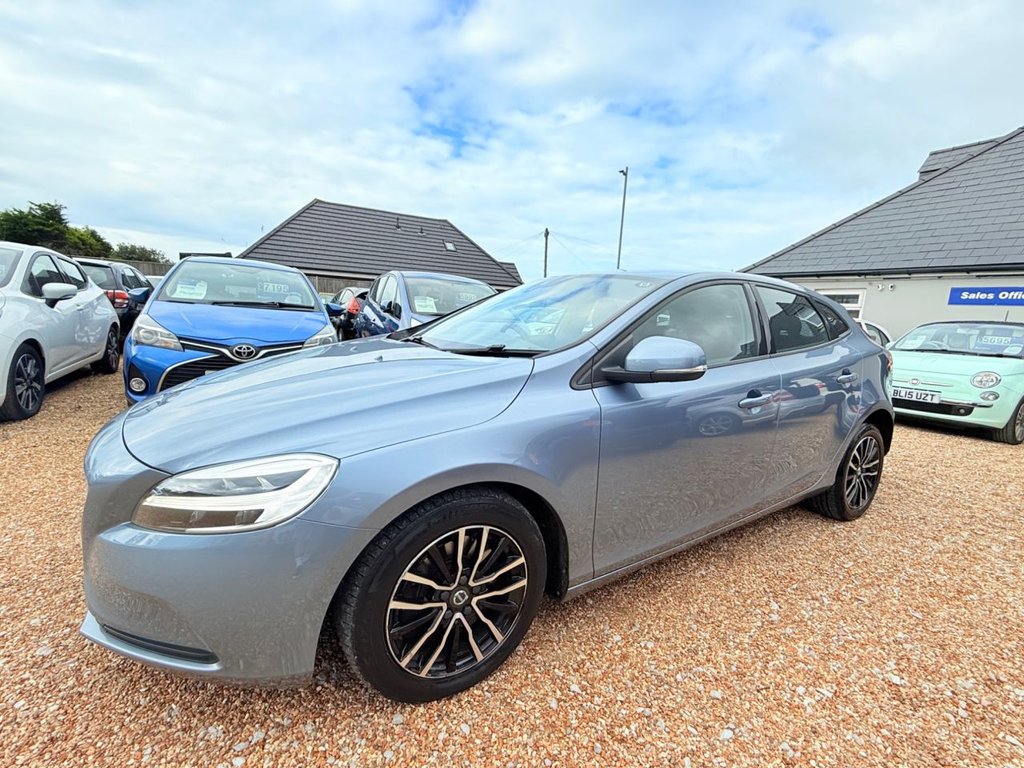 Volvo V40