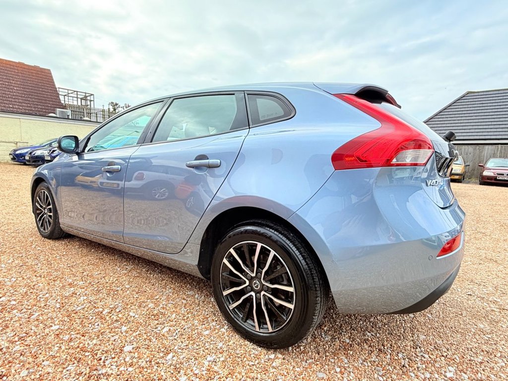 Volvo V40