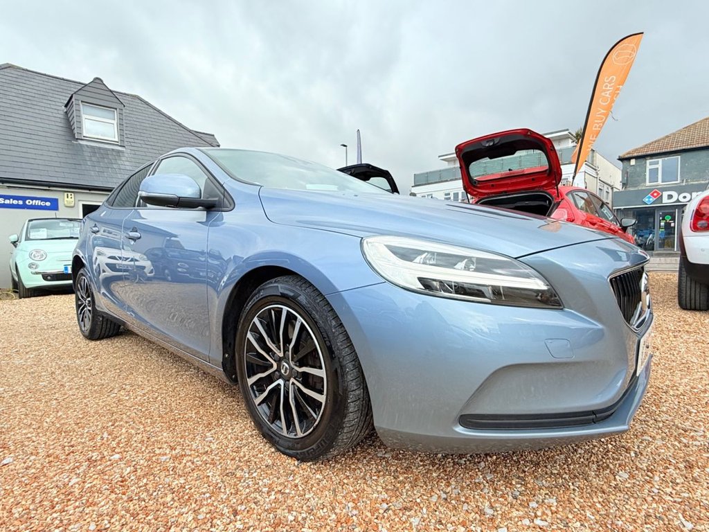 Volvo V40