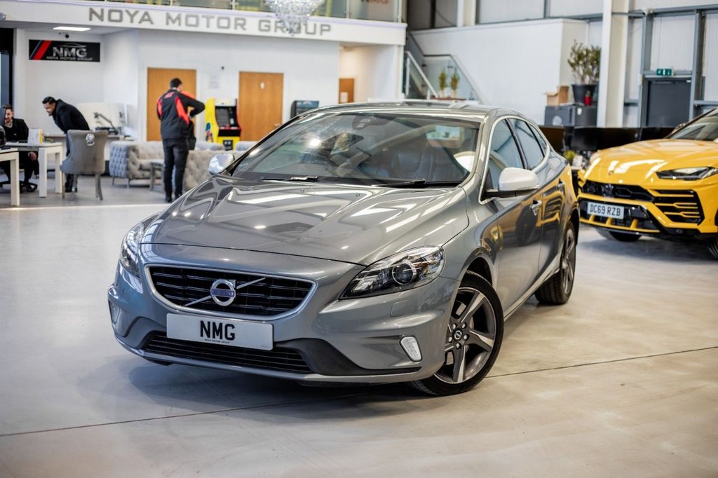 Volvo V40