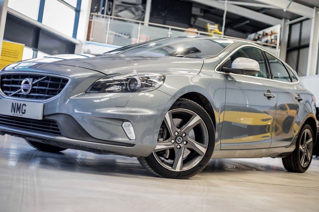 Volvo V40