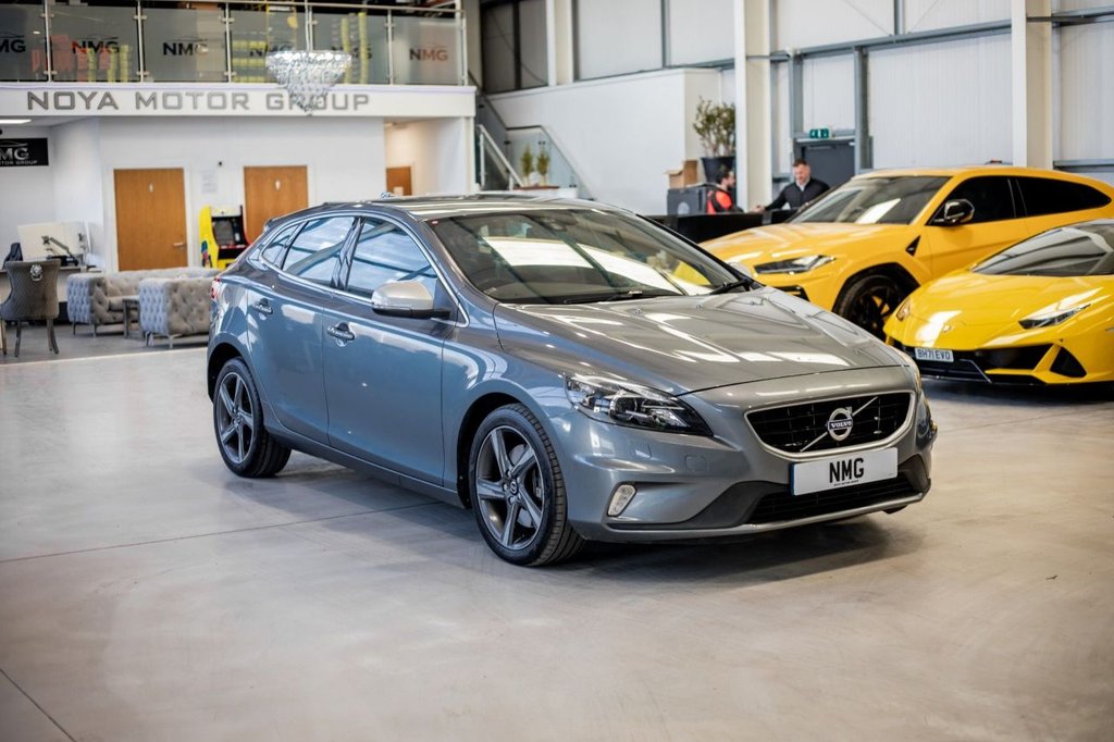 Volvo V40