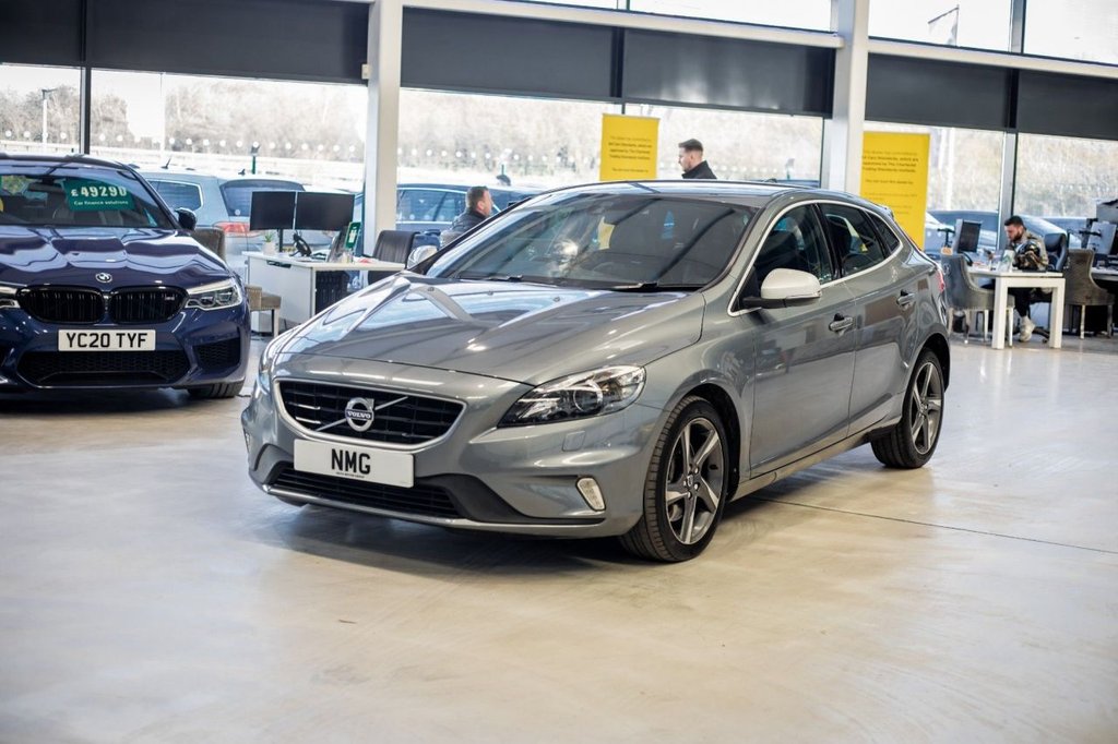Volvo V40