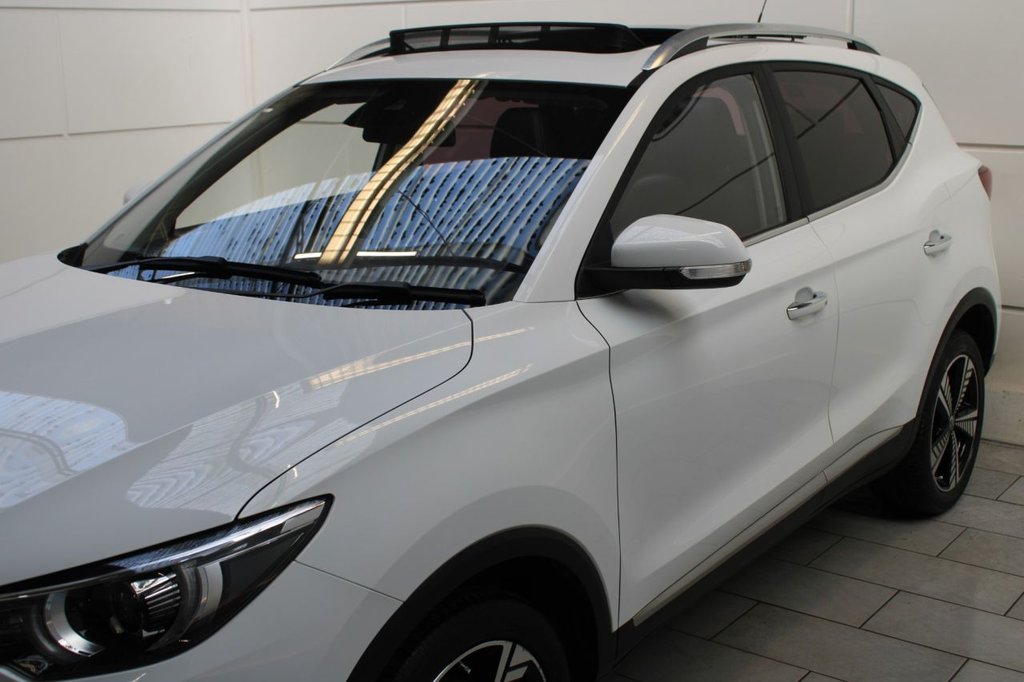 MG ZS