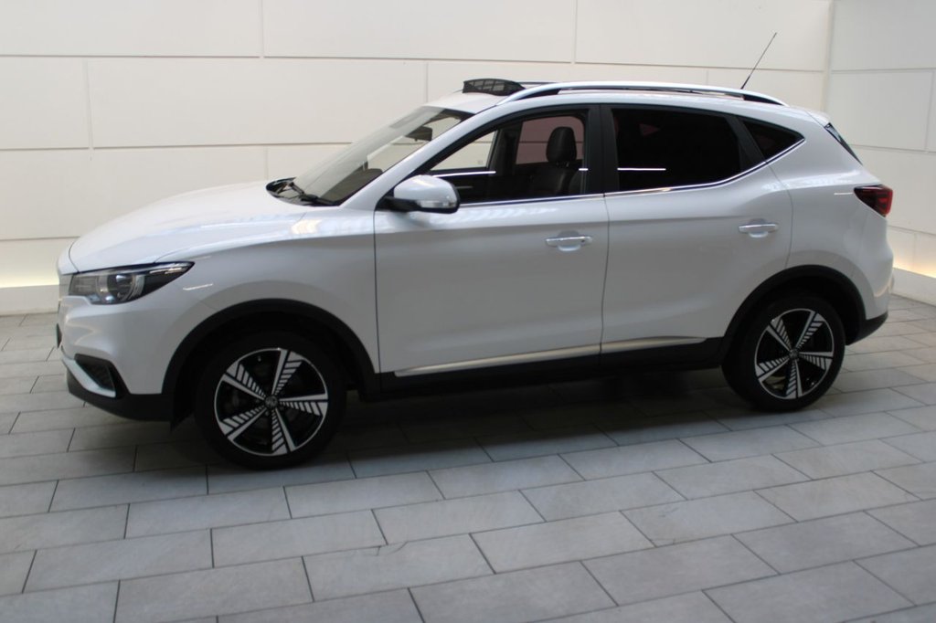MG ZS