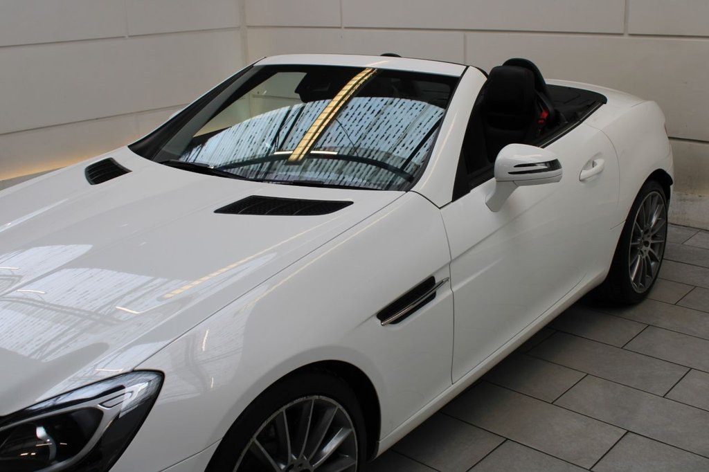 Mercedes Benz SLC