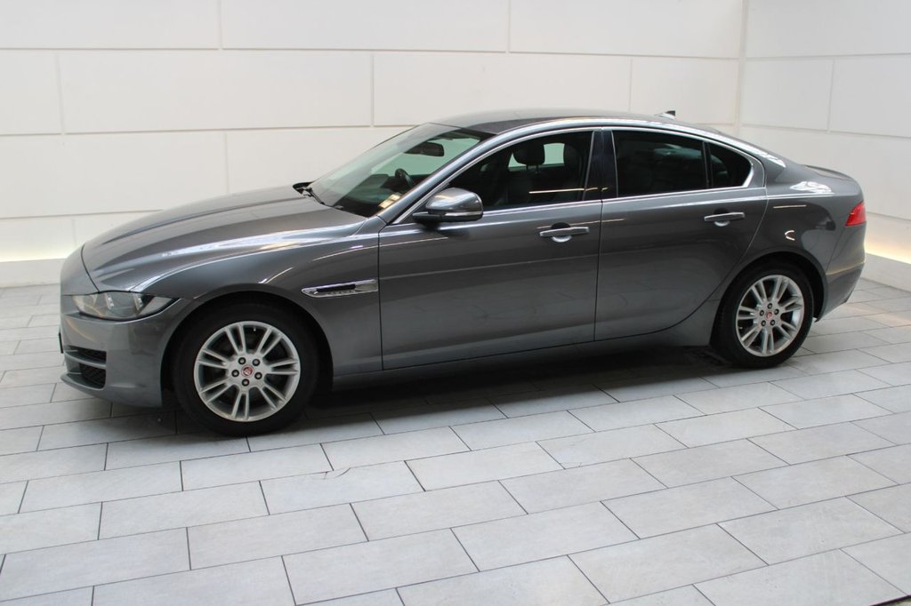 Jaguar XE