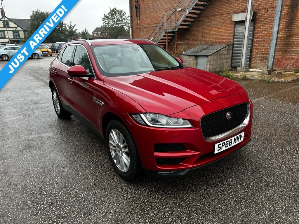 Jaguar F Pace