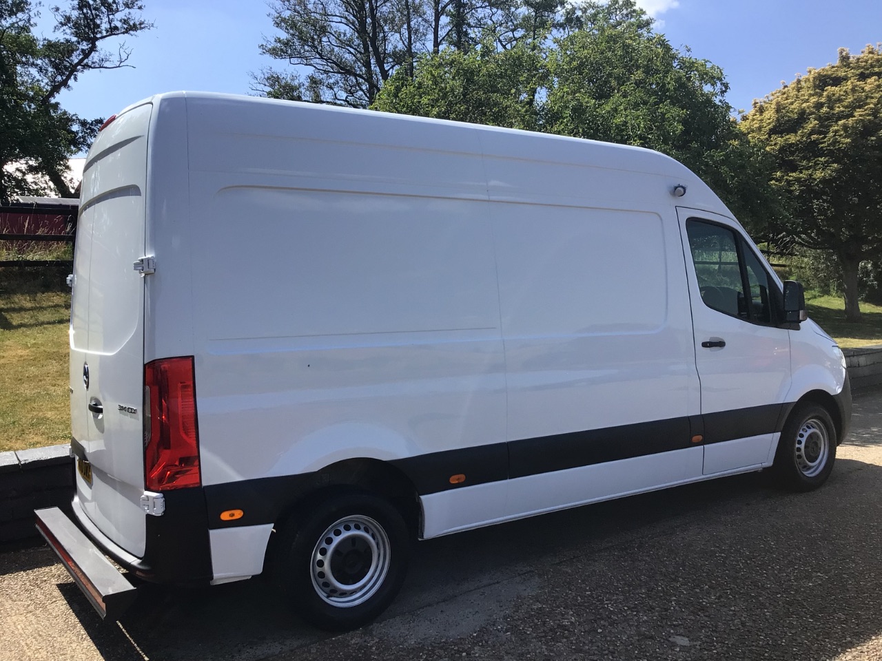Mercedes Benz Sprinter