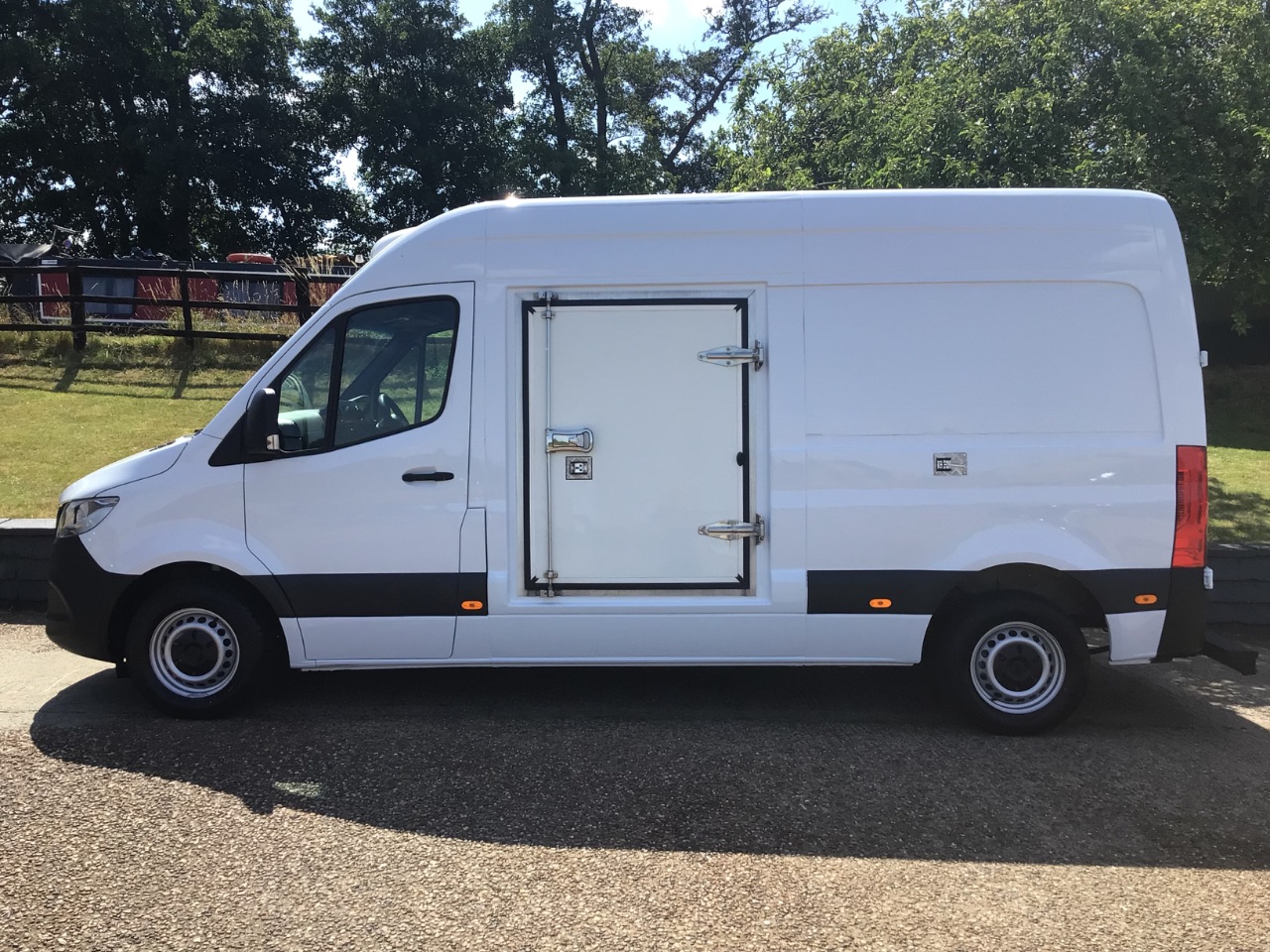 Mercedes Benz Sprinter