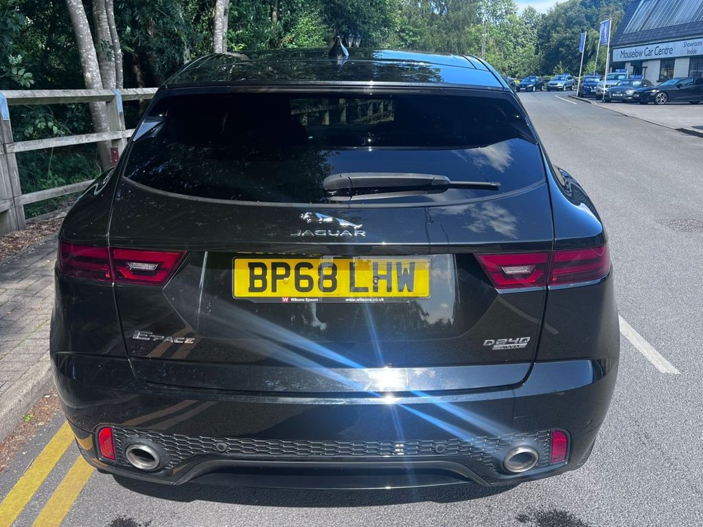 Jaguar E Pace