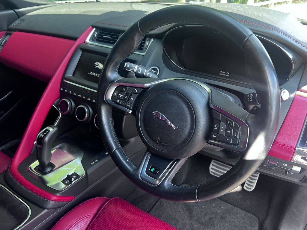 Jaguar E Pace