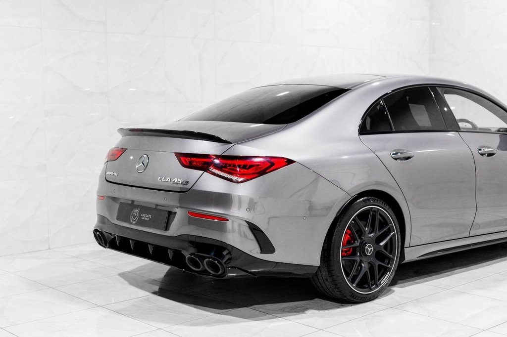 Mercedes Benz CLA