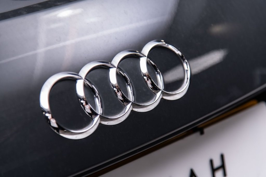 Audi S1