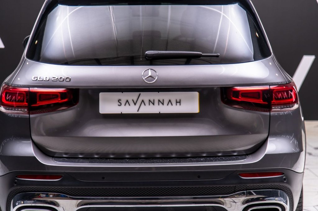 Mercedes Benz Glb