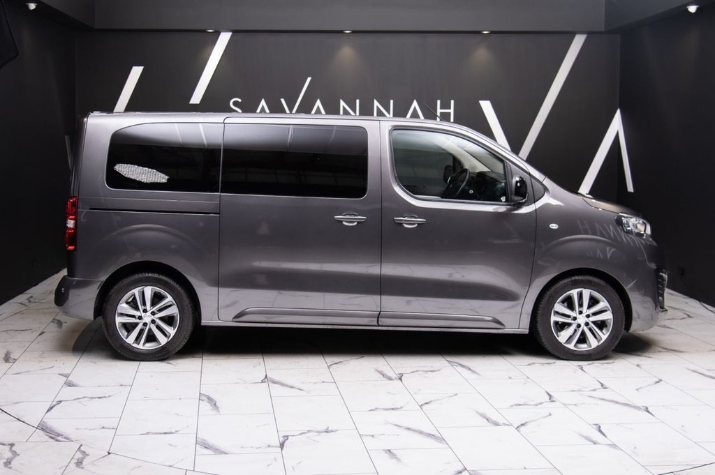 Peugeot Traveller