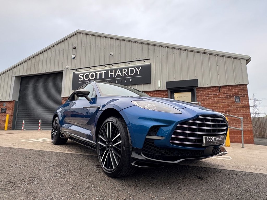 Aston Martin DBX