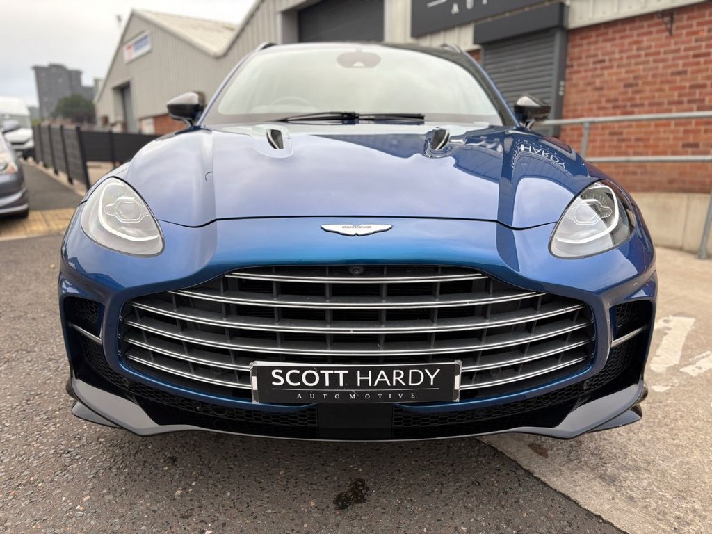 Aston Martin DBX