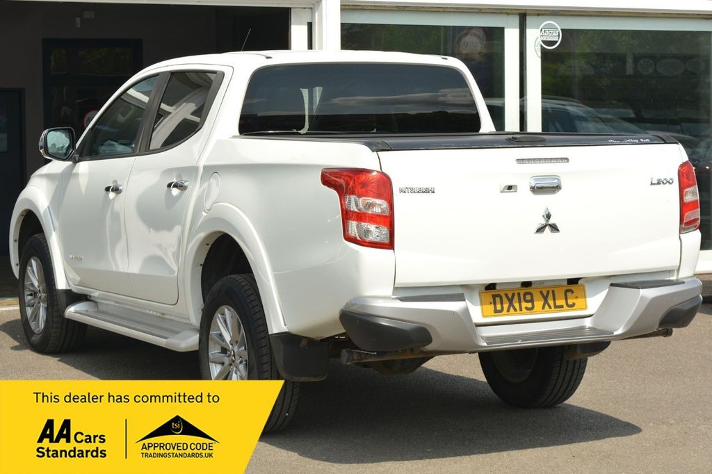 Mitsubishi L200